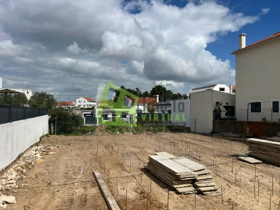 Moradia T3 para Venda em Fernao Ferro Foto 2