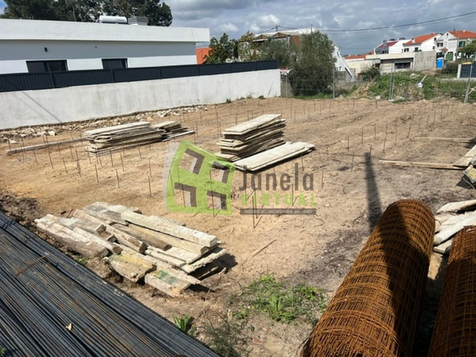 Moradia T3 para Venda em Fernao Ferro Foto 3