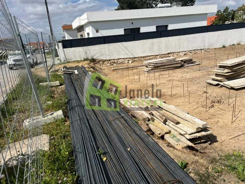 Moradia T3 para Venda em Fernao Ferro Foto 7