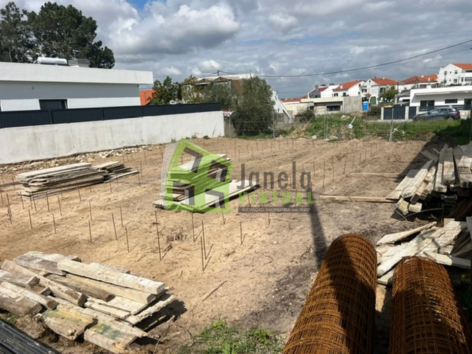 Moradia T3 para Venda em Fernao Ferro Foto 8