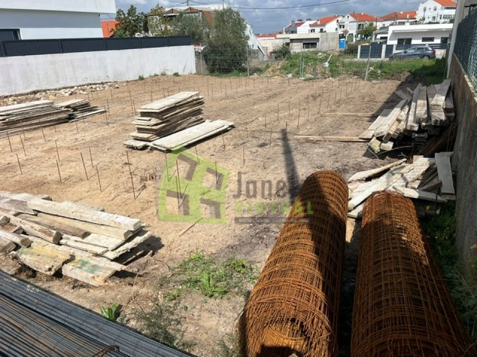 Moradia T3 para Venda em Fernao Ferro Foto 4