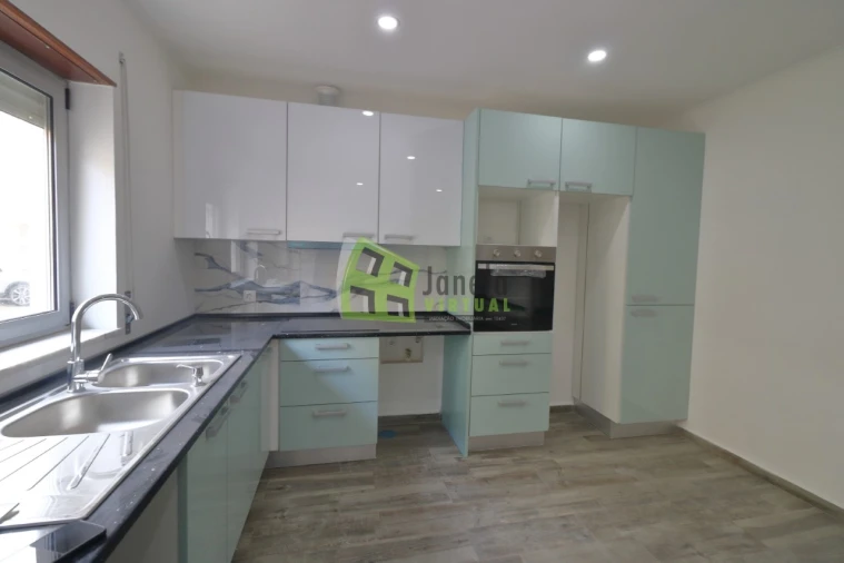 Apartamento T2 para Venda em Baixa da Banheira e Vale da Amoreira Foto 4