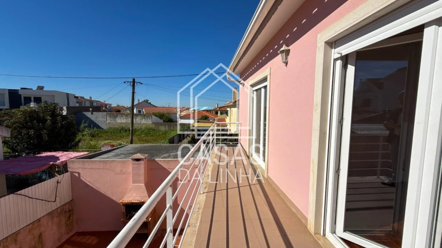 Moradia T5 para Arrendamento em São Domingos de Rana Foto 27