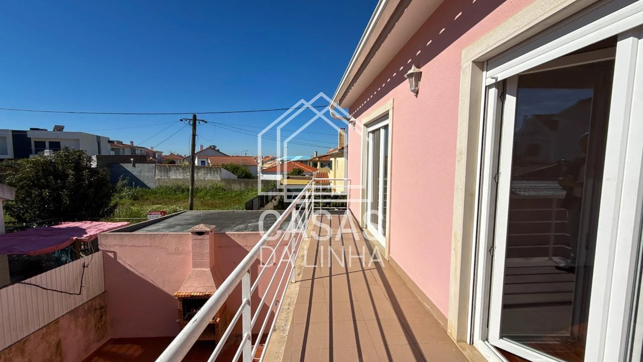 Moradia T5 para Arrendamento em São Domingos de Rana Foto 27