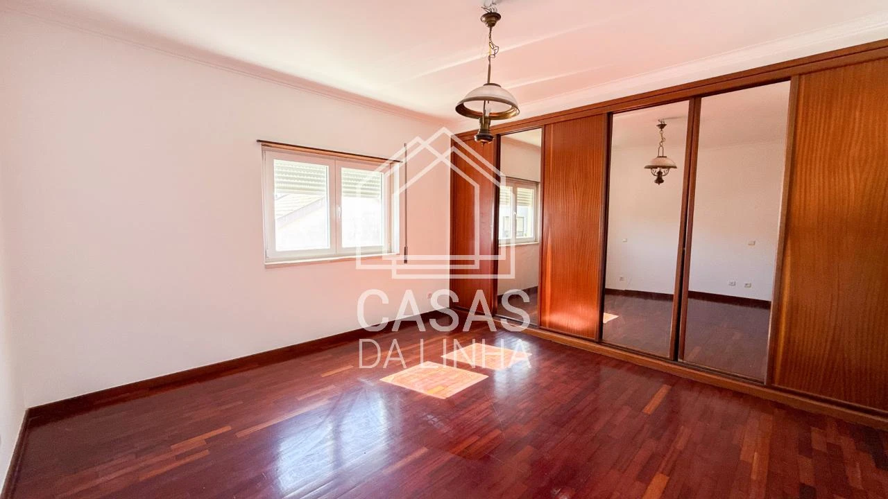 Moradia T5 para Arrendamento em São Domingos de Rana Foto 34