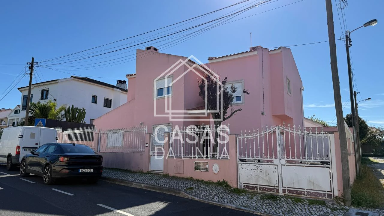 Moradia T5 para Arrendamento em São Domingos de Rana Foto 36