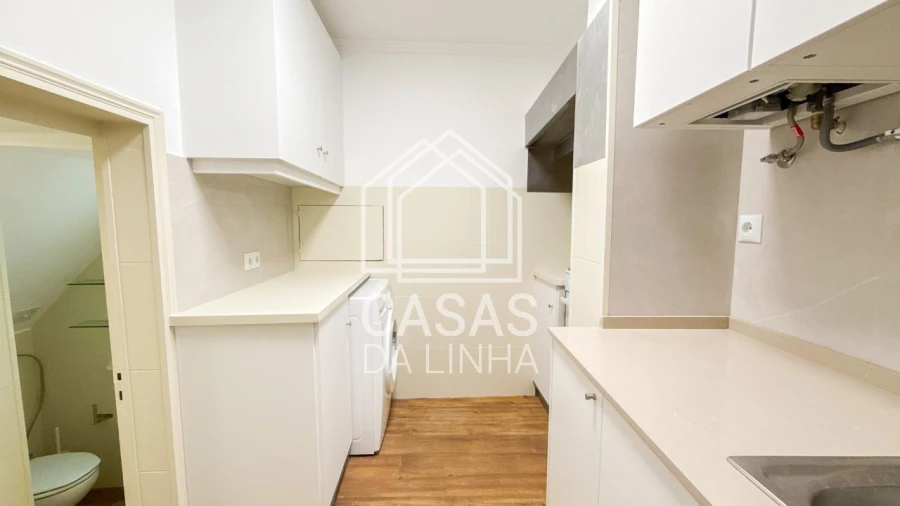 Apartamento T1 para Arrendamento em Estrela Foto 14