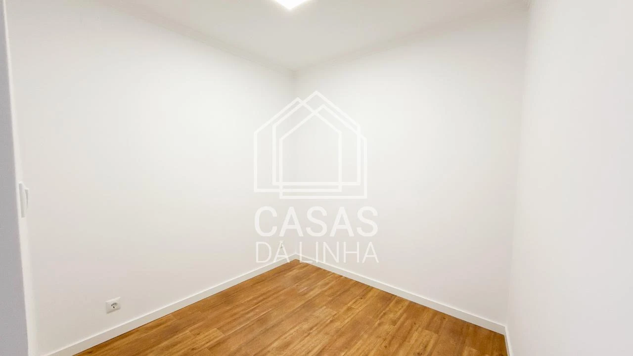 Apartamento T1 para Arrendamento em Estrela Foto 7