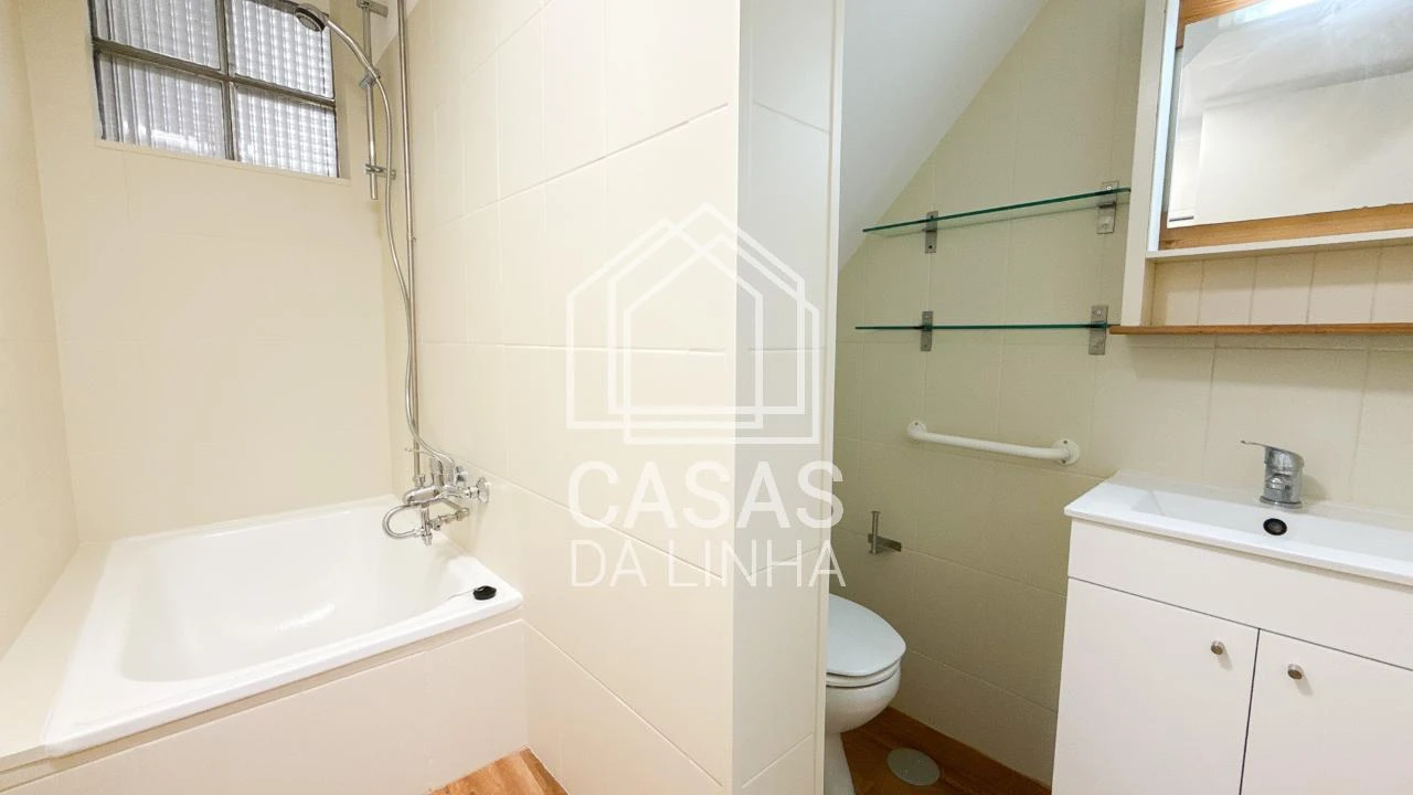 Apartamento T1 para Arrendamento em Estrela Foto 3