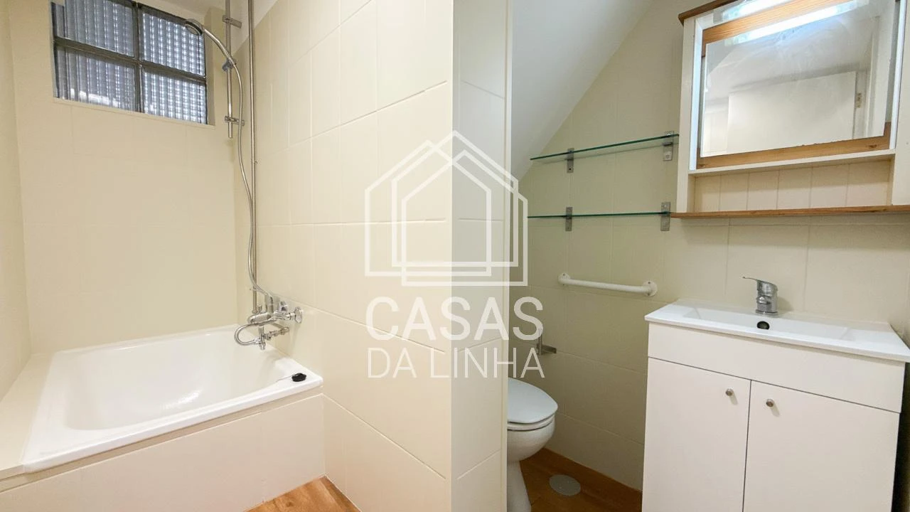 Apartamento T1 para Arrendamento em Estrela Foto 16