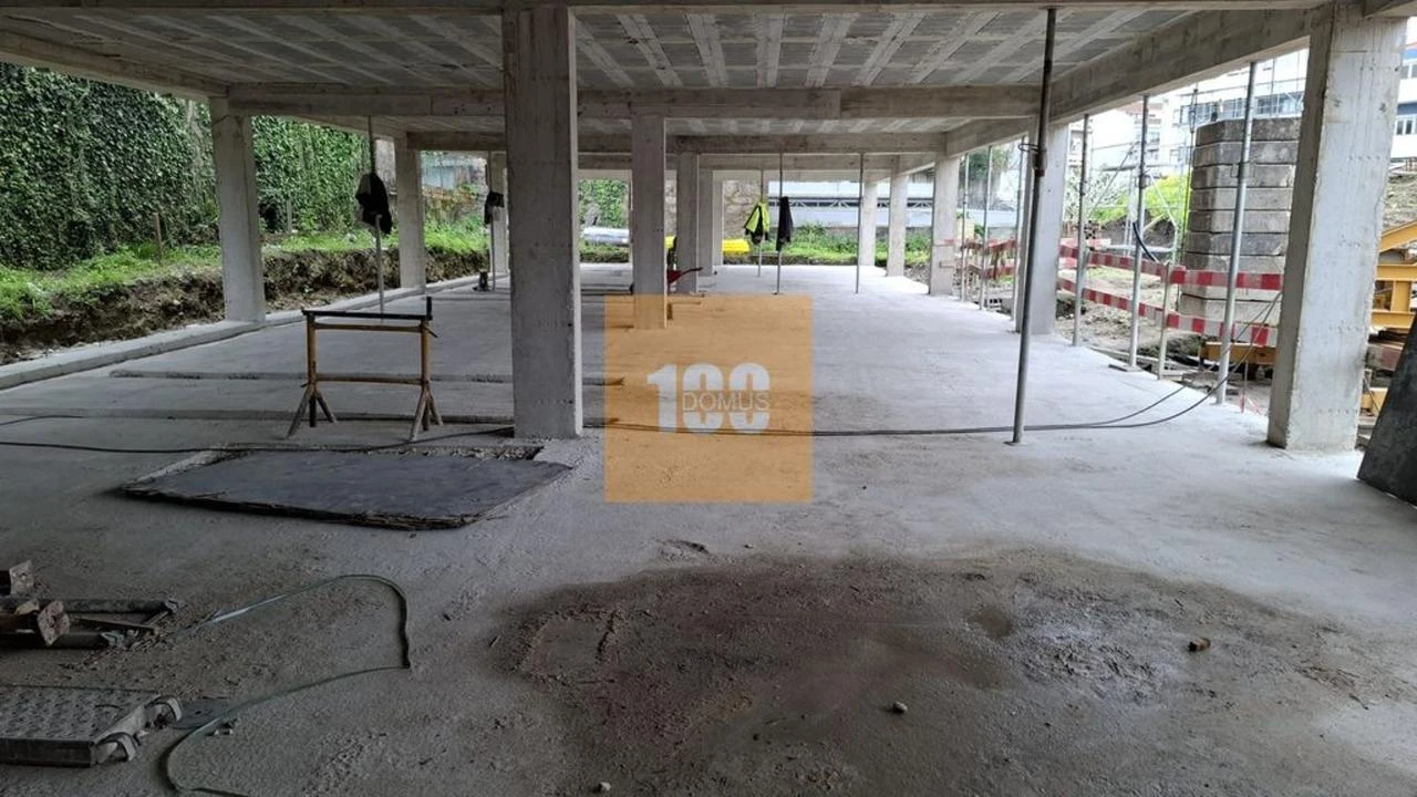 Apartamento T2 para Venda em Cedofeita, Santo Ildefonso, Sé, Miragaia, São Nicolau e Vitória Foto 23