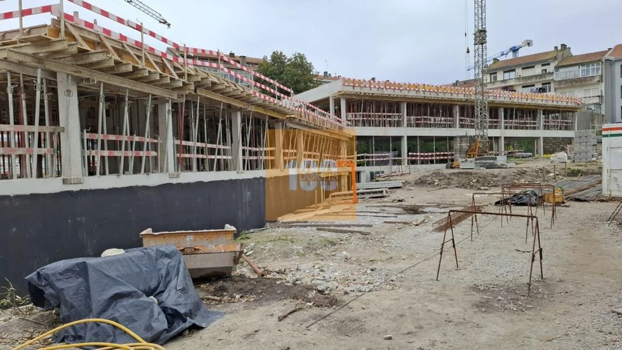Apartamento T2 para Venda em Cedofeita, Santo Ildefonso, Sé, Miragaia, São Nicolau e Vitória Foto 24