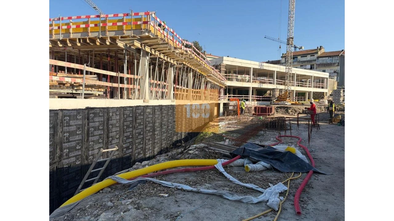 Apartamento T2 para Venda em Cedofeita, Santo Ildefonso, Sé, Miragaia, São Nicolau e Vitória Foto 38