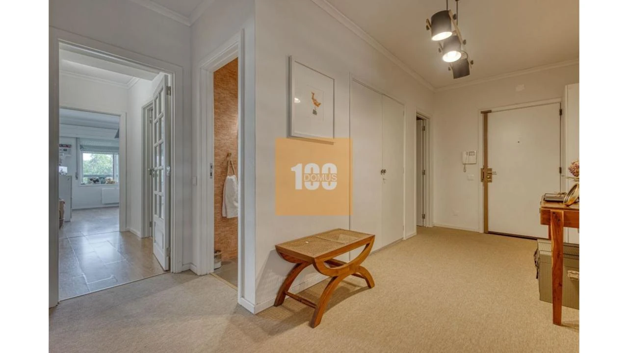 Apartamento T3 para Venda em Aldoar, Foz do Douro e Nevogilde Foto 2