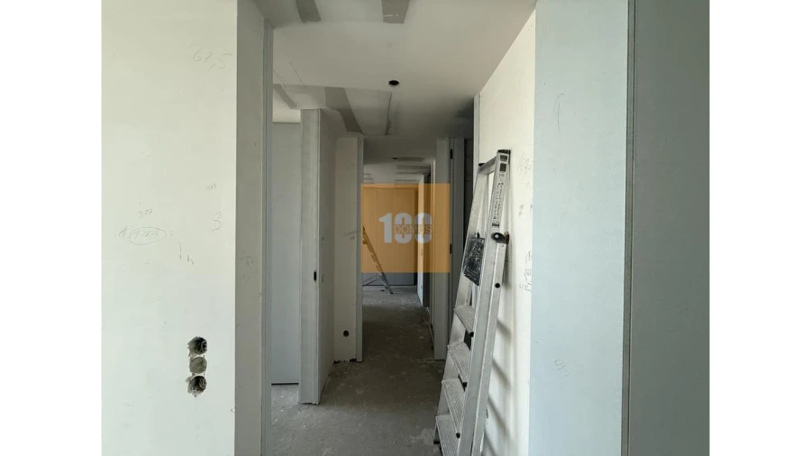 Apartamento T2 para Venda em Malta e Canidelo Foto 15