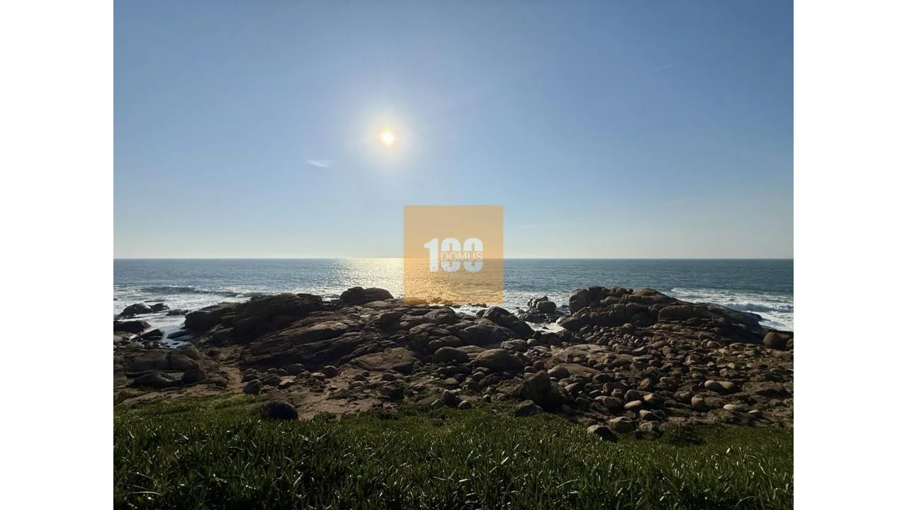 Apartamento T2 para Venda em Malta e Canidelo Foto 35