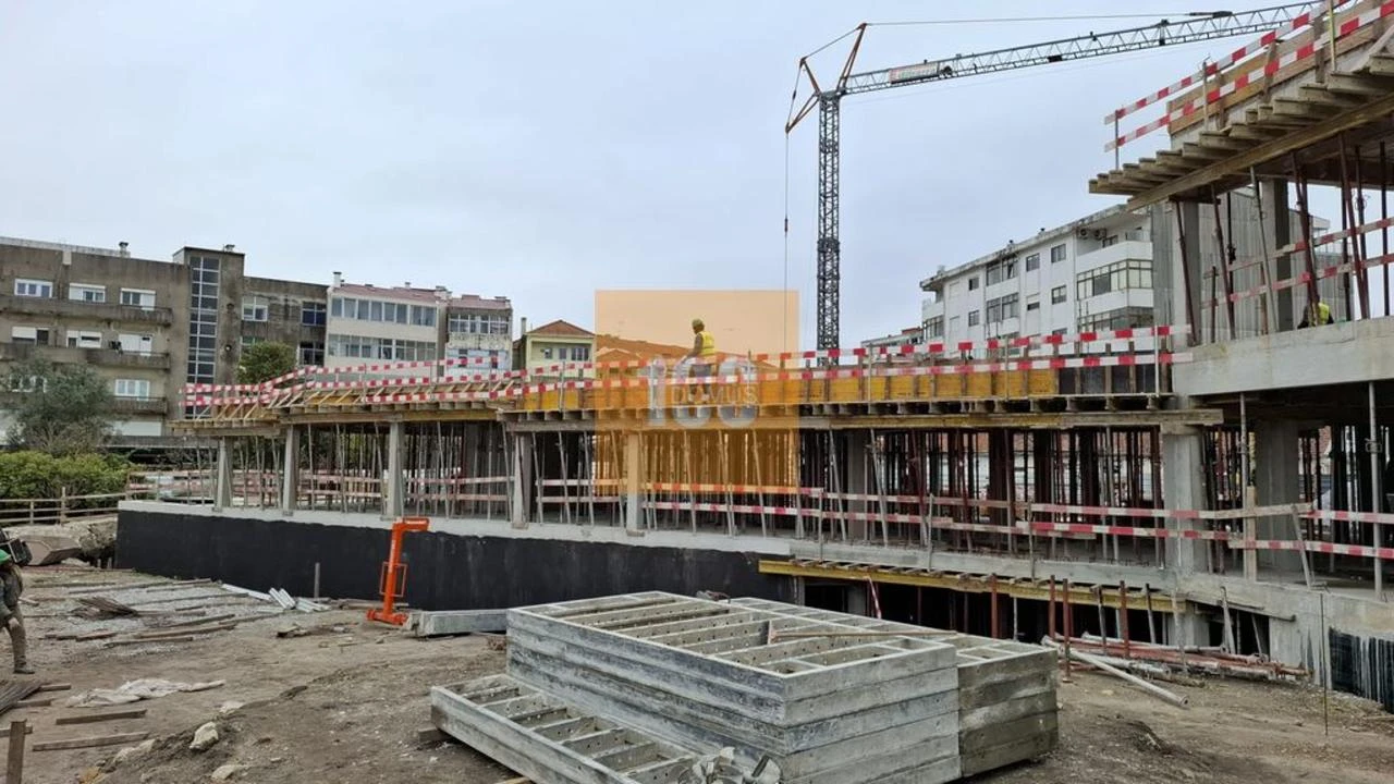 Apartamento T1 para Venda em Cedofeita, Santo Ildefonso, Sé, Miragaia, São Nicolau e Vitória Foto 21