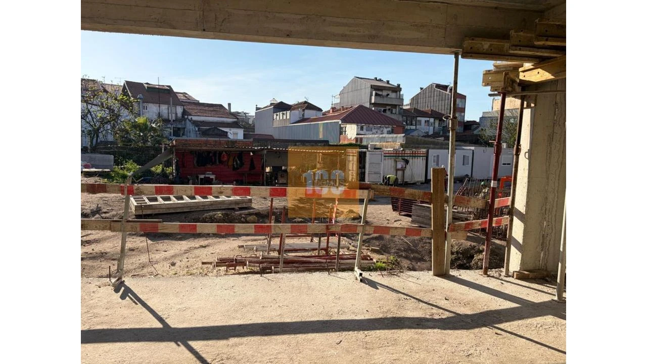 Apartamento T1 para Venda em Cedofeita, Santo Ildefonso, Sé, Miragaia, São Nicolau e Vitória Foto 31