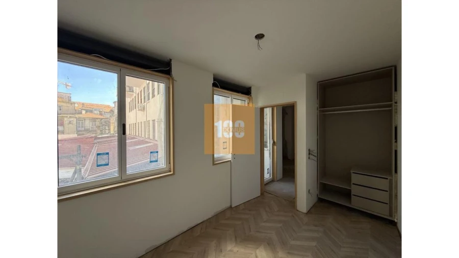 Apartamento T2 para Venda em Cedofeita, Santo Ildefonso, Sé, Miragaia, São Nicolau e Vitória Foto 15