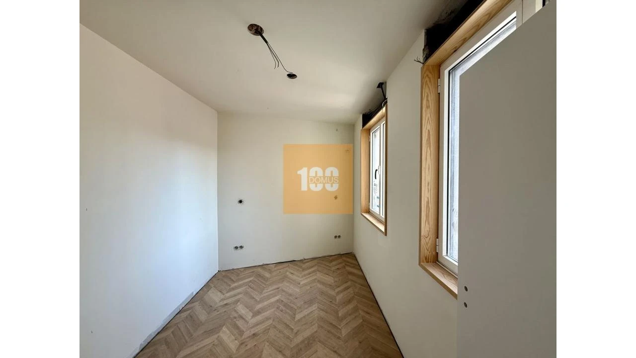 Apartamento T2 para Venda em Cedofeita, Santo Ildefonso, Sé, Miragaia, São Nicolau e Vitória Foto 10