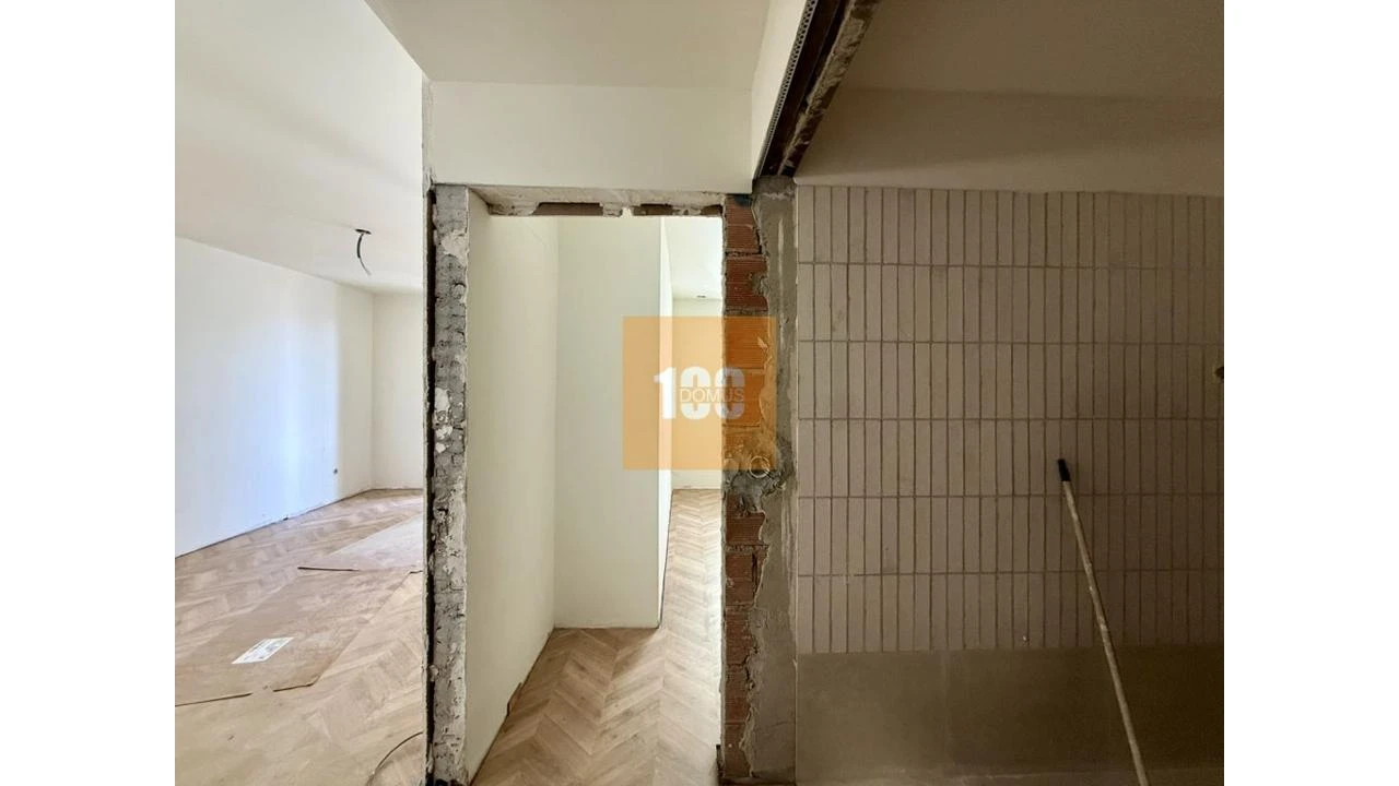 Apartamento T2 para Venda em Cedofeita, Santo Ildefonso, Sé, Miragaia, São Nicolau e Vitória Foto 4