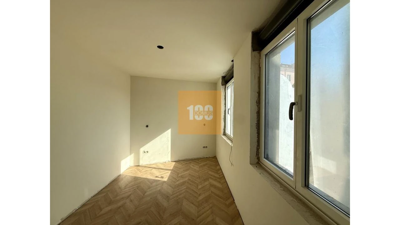 Apartamento T2 para Venda em Cedofeita, Santo Ildefonso, Sé, Miragaia, São Nicolau e Vitória Foto 8