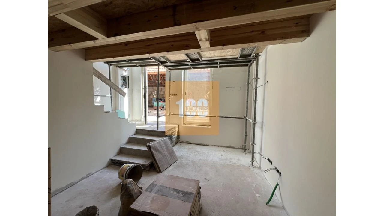 Apartamento T1 para Venda em Cedofeita, Santo Ildefonso, Sé, Miragaia, São Nicolau e Vitória Foto 17