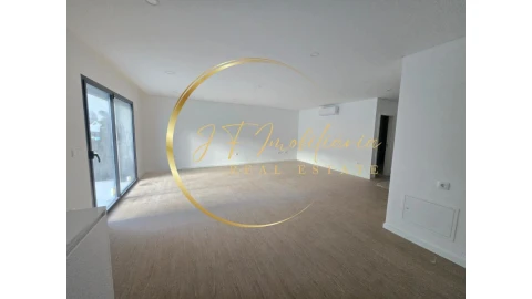 Apartamento T2 para Venda em Esgueira