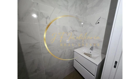 Apartamento T2 para Venda em Esgueira