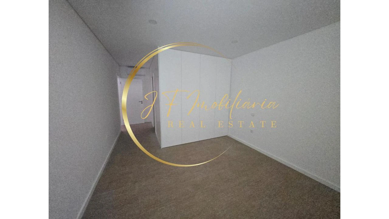 Apartamento T2 para Venda em Esgueira Foto 7