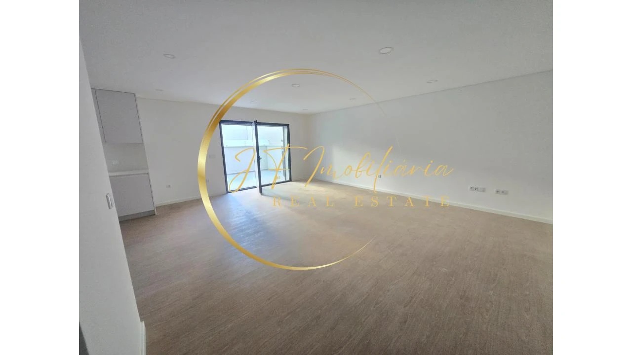 Apartamento T2 para Venda em Esgueira Foto 4