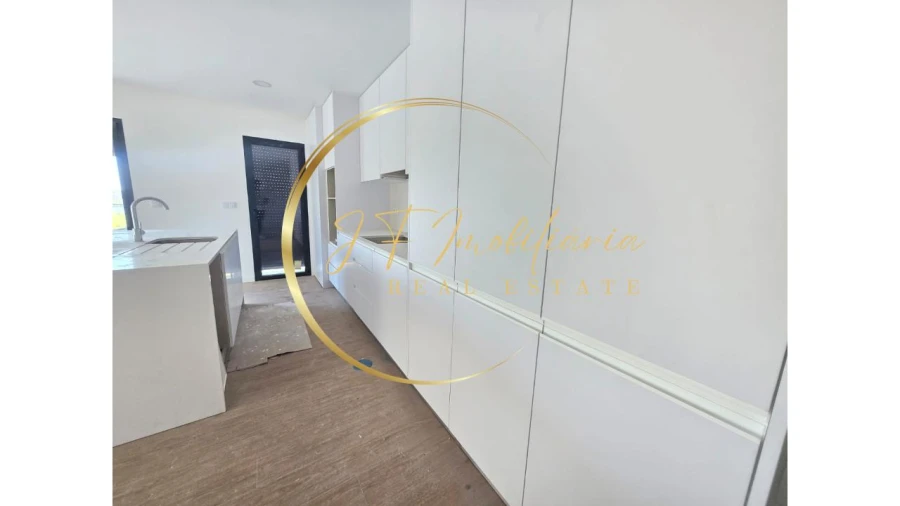 Apartamento T3 para Venda em Esgueira Foto 5