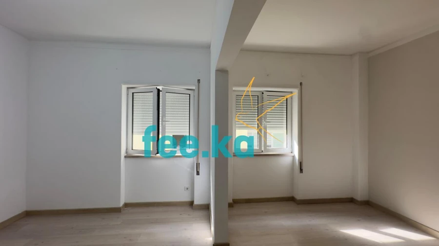 Apartamento T2 para Arrendamento em Castelo Branco Foto 11