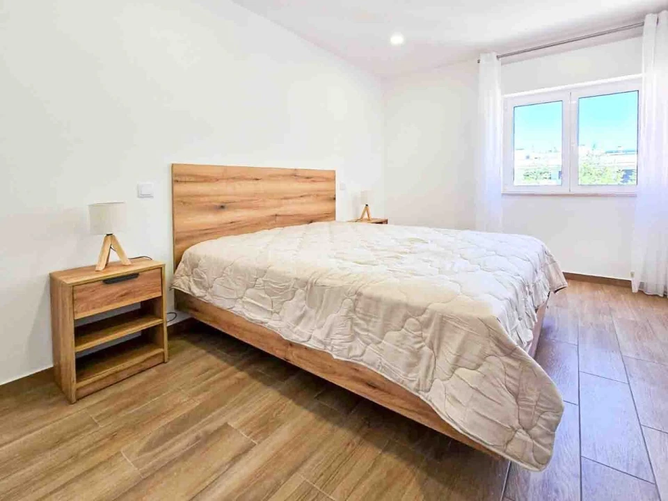 Apartamento T1 para Venda em Portimão Foto 8