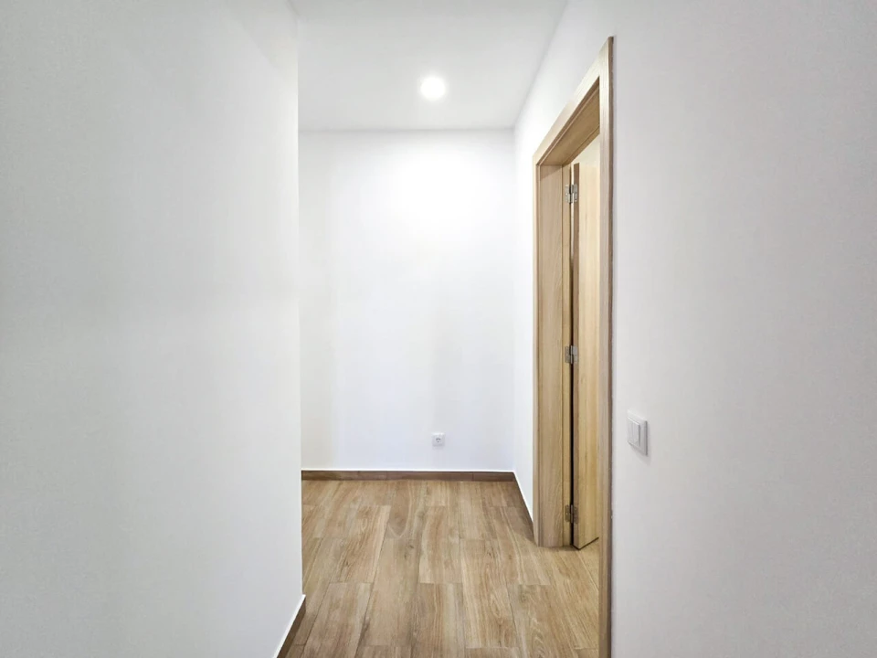 Apartamento T1 para Venda em Portimão Foto 11