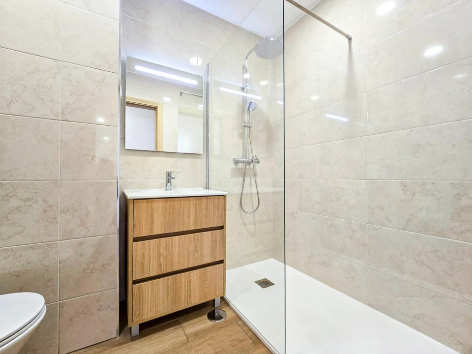 Apartamento T1 para Venda em Portimão Foto 14