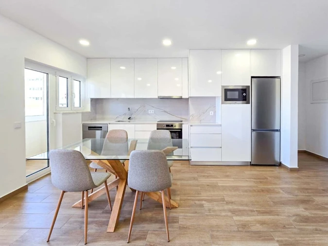 Apartamento T1 para Venda em Portimão Foto 6