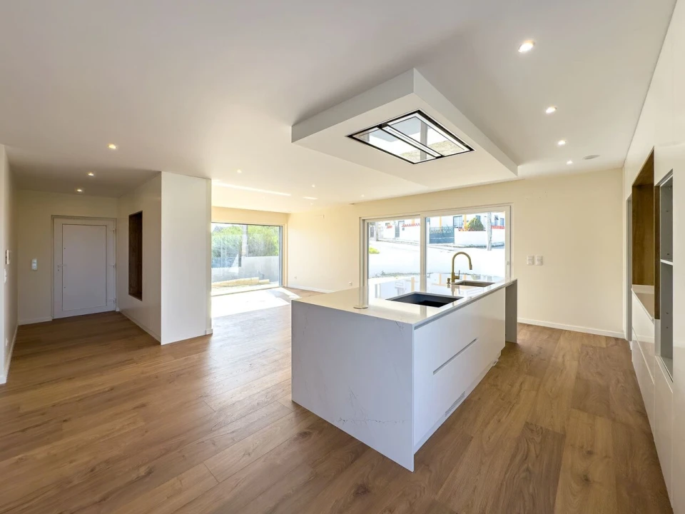 Moradia T4 para Venda em Silveira Foto 10