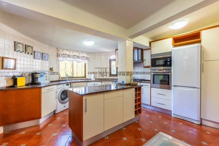 Moradia T3 para Venda em Albufeira e Olhos de Água Foto 10