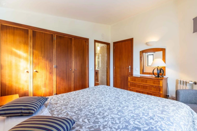 Moradia T3 para Venda em Albufeira e Olhos de Água Foto 18