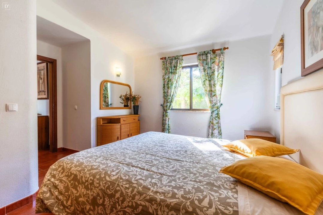 Moradia T3 para Venda em Albufeira e Olhos de Água Foto 14