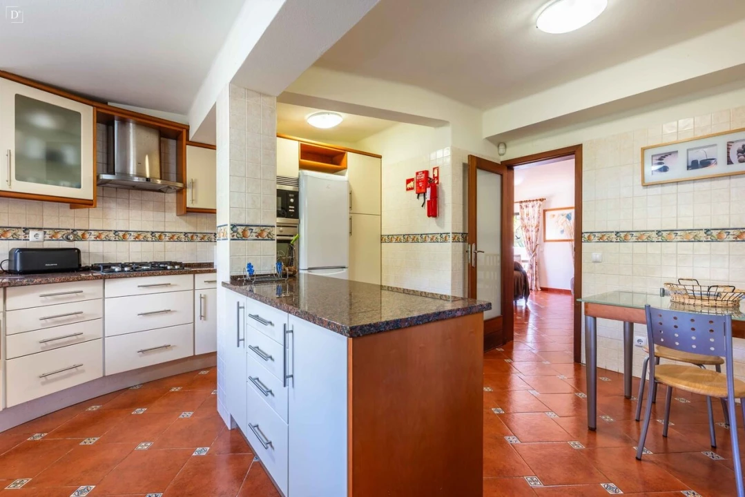 Moradia T3 para Venda em Albufeira e Olhos de Água Foto 4