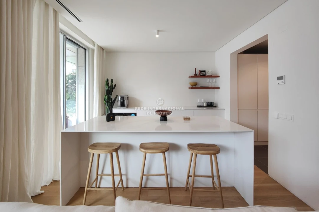 Apartamento T3 para Venda em Santo António Foto 21