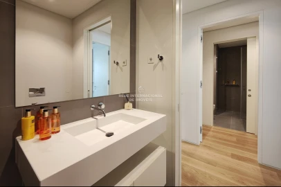 Apartamento T3 para Venda em Santo António