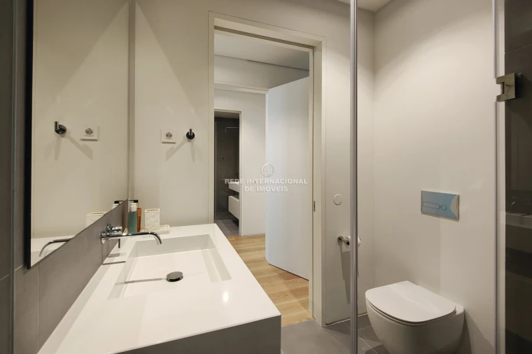 Apartamento T3 para Venda em Santo António Foto 2