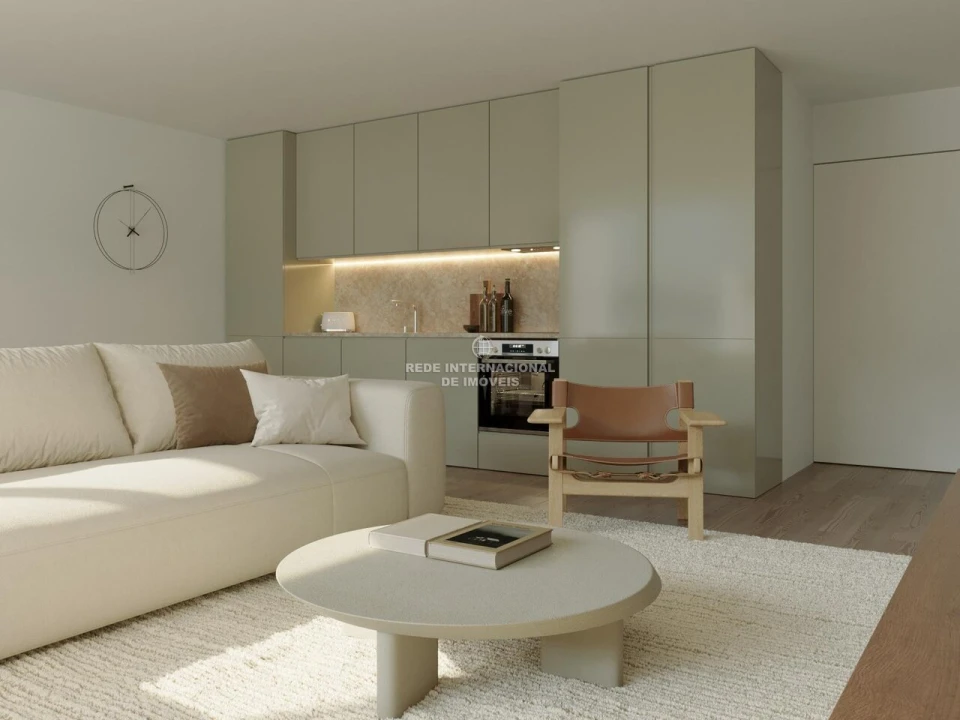 Apartamento T0 para Venda em Ajuda Foto 13