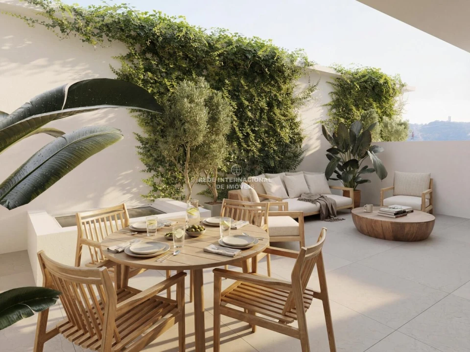 Apartamento T2 para Venda em Ajuda Foto 2