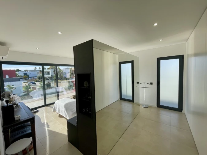 Moradia T3 para Venda em Alcantarilha e Pêra Foto 23