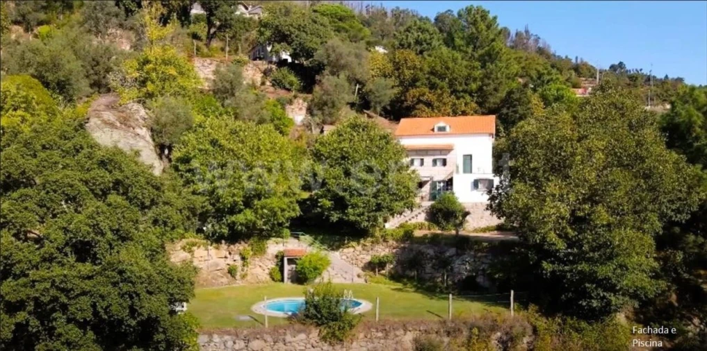 Quinta T4 para Venda em Penhalonga e Paços de Gaiolo Foto 2