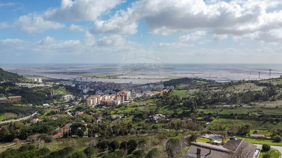 Quinta T2 para Venda em Vila Franca de Xira Foto 12